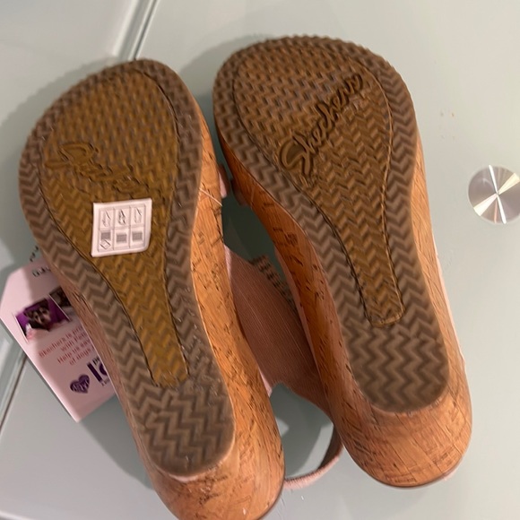 Summer Scandals -light Pink on color - Picture 3 of 7